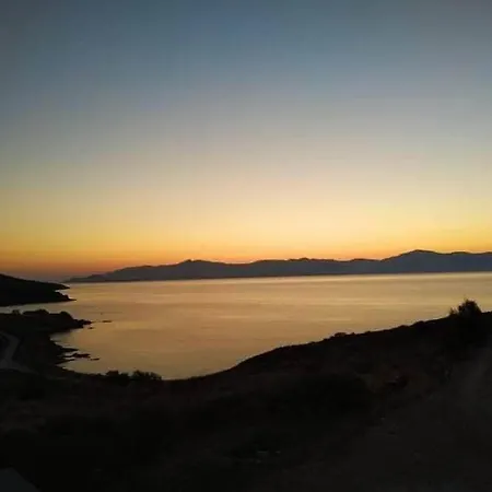 Blue Horizon - Unobstructed Sea View Villa *
